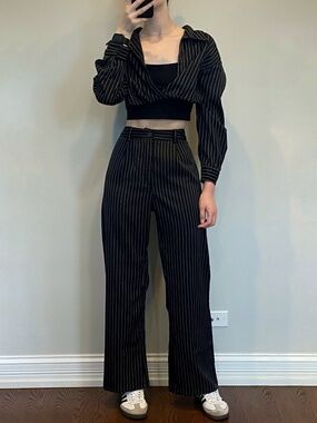 Womens 2 Piece Set Black Pinstripe Pants Crop Top Size S US 4 Outfit